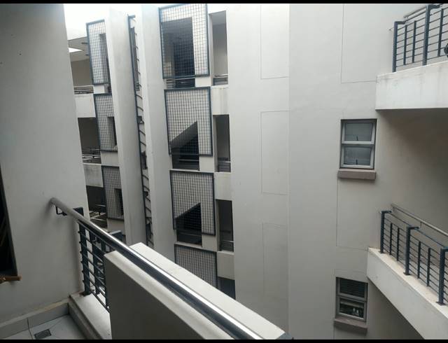 2 BEDROOM APARTMENT TO LET IN UMHLANGA RIDGE